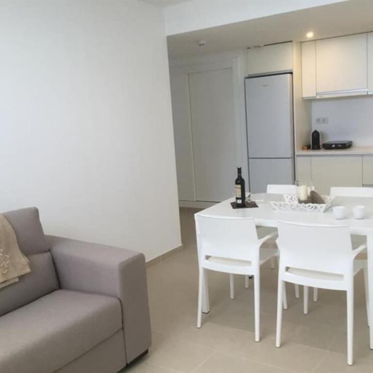 Designvilla with breathtaking view for 14 guests - Villa - 33