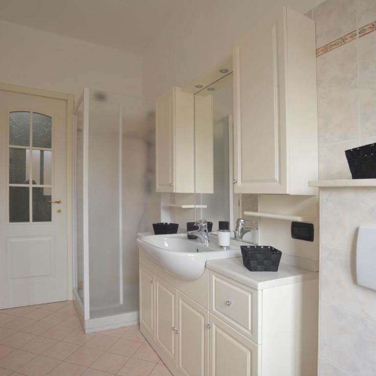 Casa Carina Centro Città con garage privato - Appartement 2 Chambres - 8