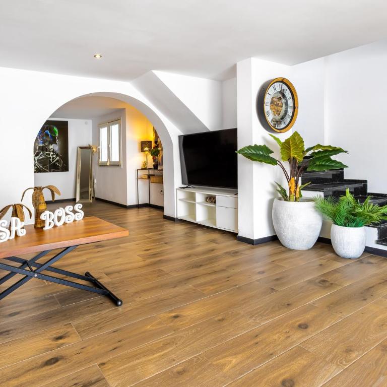 Casa BOSS Modern Villa with Studio Pool and Air Conditioning - Casa de 5 dormitorios - 29