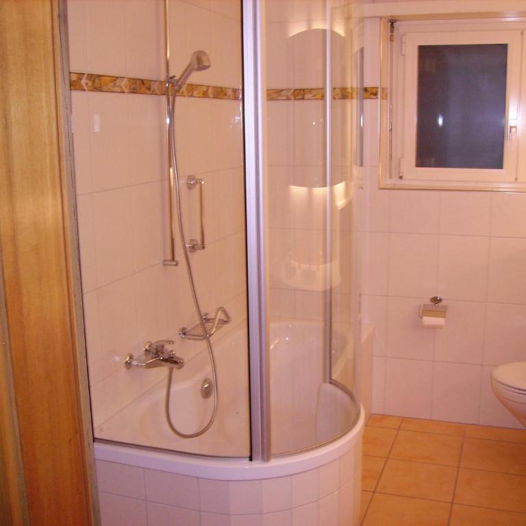 Apart Holidays - Residenza Flora - Appartamento con 2 Camere da Letto (6 Adulti) - 15