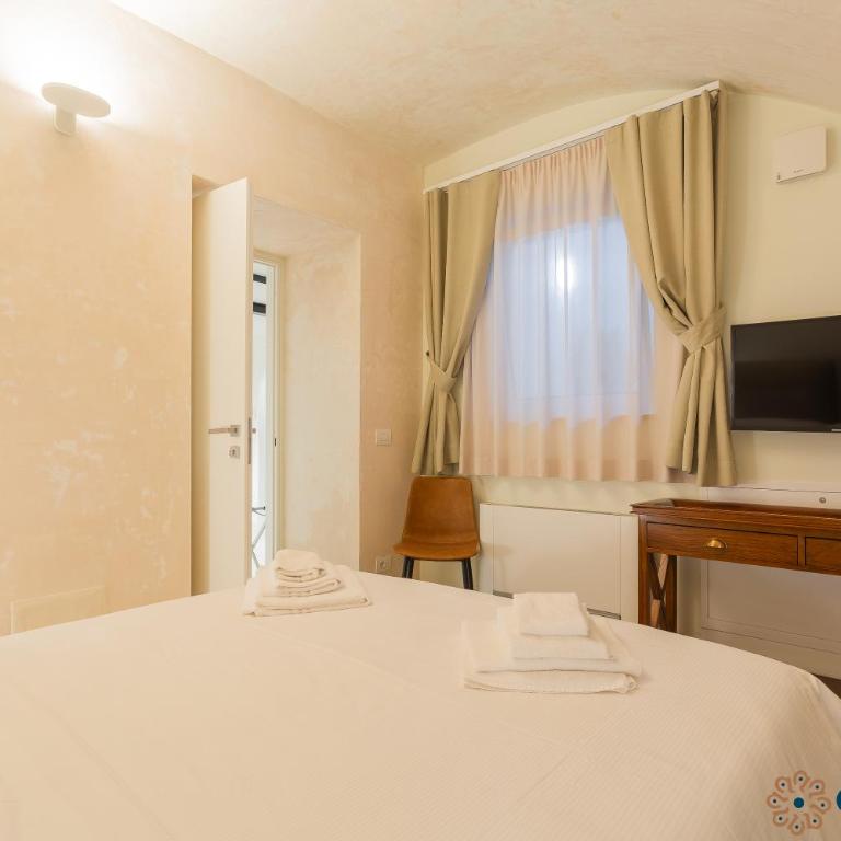 Zema Home by Apulia Accommodation - Quadruple Room with Private Bathroom - 4