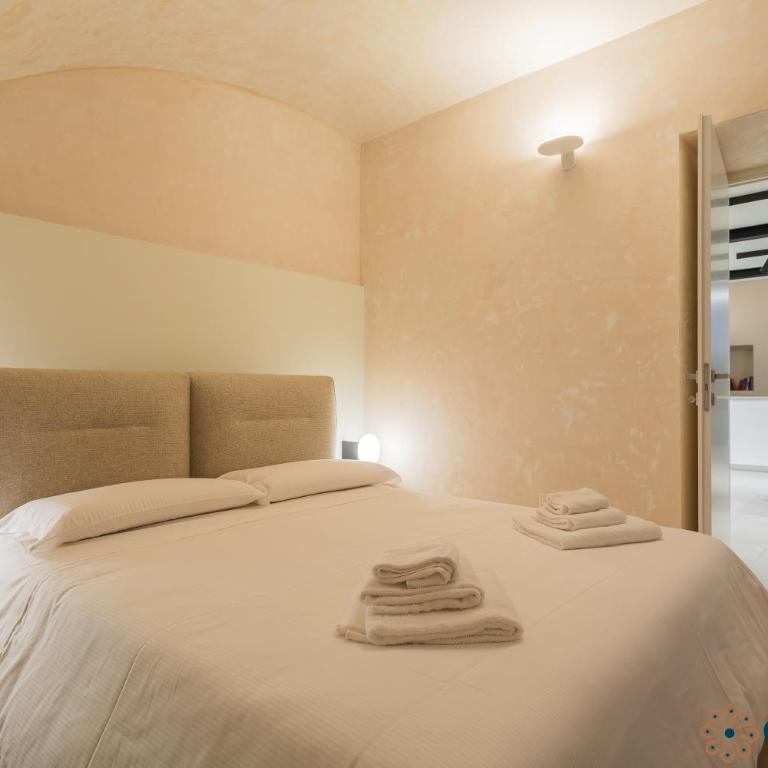 Zema Home by Apulia Accommodation - Quadruple Room with Private Bathroom - 9