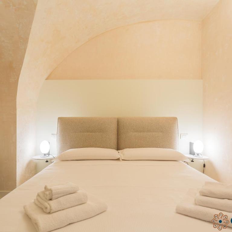 Zema Home by Apulia Accommodation - Quadruple Room with Private Bathroom - 8