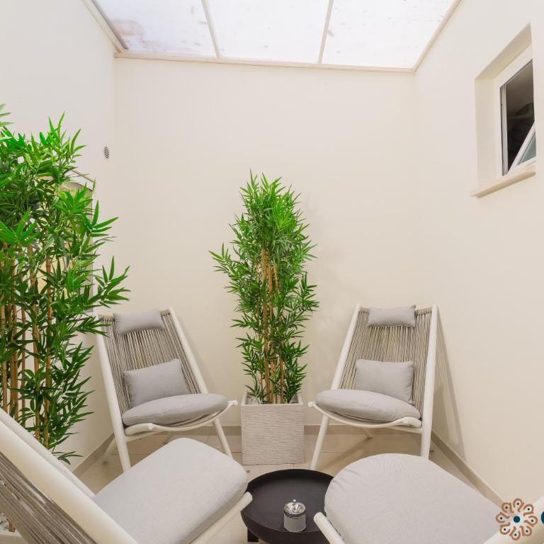 Zema Home by Apulia Accommodation - Quadruple Room with Private Bathroom - 18
