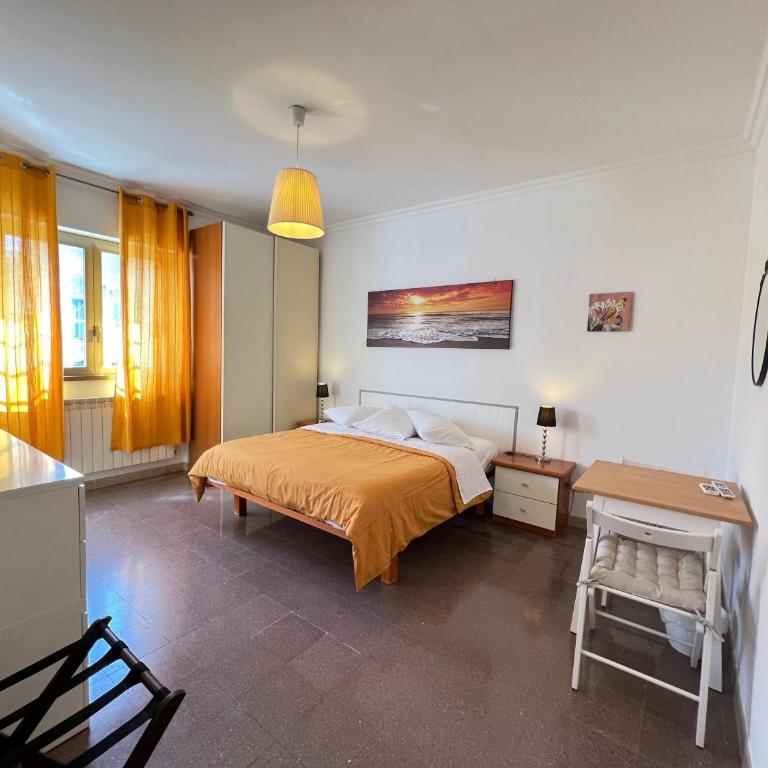 B&B Birba - Camera Matrimoniale con Balcone - 7