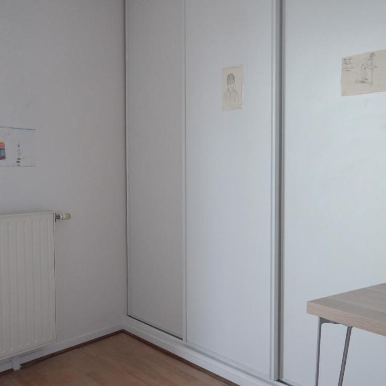 chambre privée POUR FEMME UNIQUEMENT dans appartement à partager - 15 minutes Paris-10 minutes stade de France - Single Room - 12
