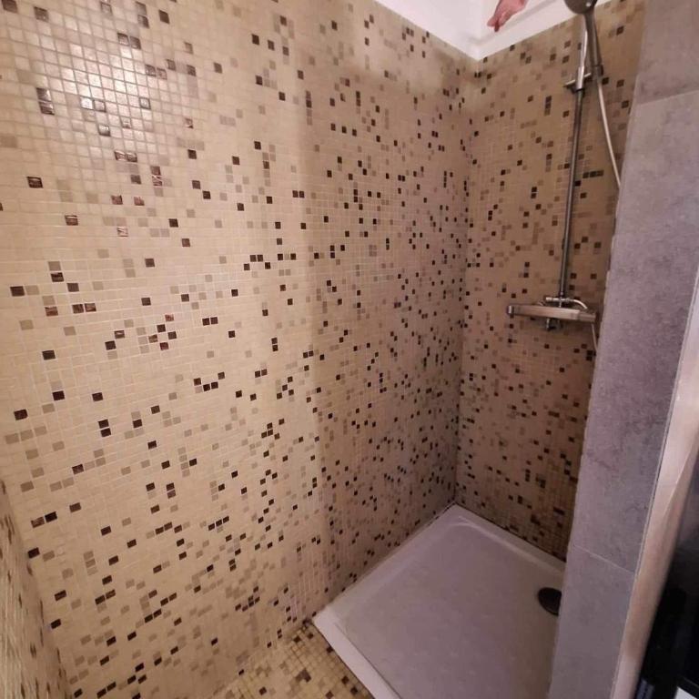 Bel appartement moderne avec piscine - Apartment mit 2 Schlafzimmern - 4
