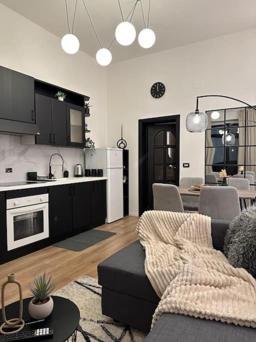 La Casa di Marlú - Gorgeous flat in Catania centre - One-Bedroom Apartment - 8