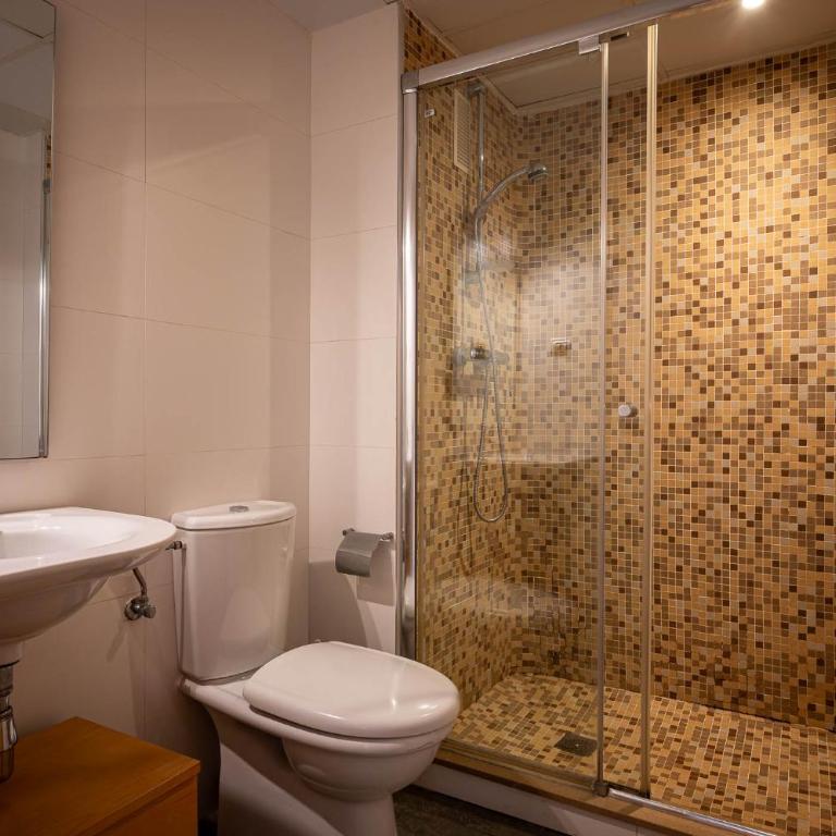 AT062 Planta baja en 1ra línea con salida a la piscina, completamente equipado - Apartamento de 3 dormitorios - 24