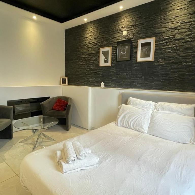 T2 à 4min de la gare à pied ! - Appartement 1 Chambre - 3