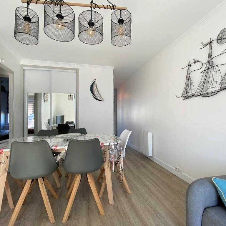 Bel appartement rénové 5 personnes au centre ville de PERROS-GUIREC - Réf 957 - Apartment mit 2 Schlafzimmern - 17