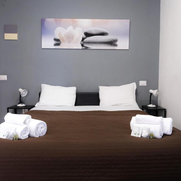 Vatican Central Suites - Camera Matrimoniale con Bagno Privato - 1