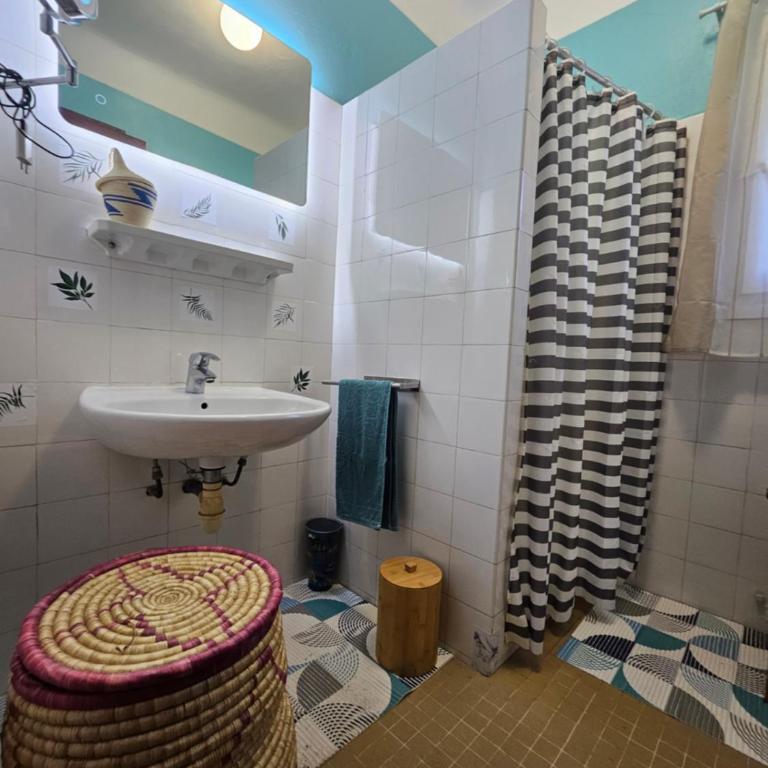 Les Lambrusques T2 avec jardin à 300 m de la plage - Apartamento de 1 dormitorio - 7