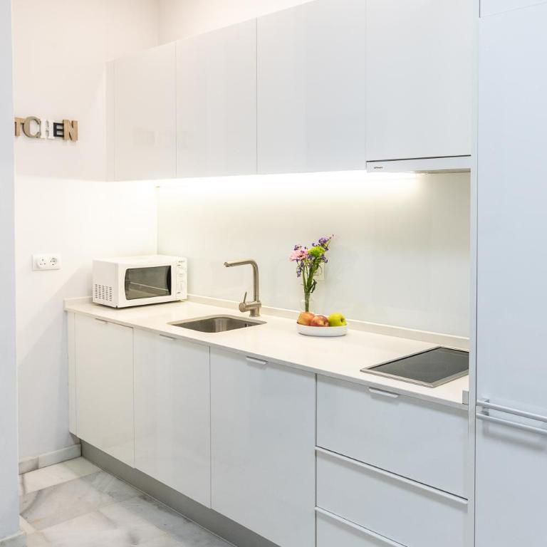 APARTAMENTO TRIANA DELUXE CON PATIO PRIVADO - Apartamento de 1 dormitorio - 7