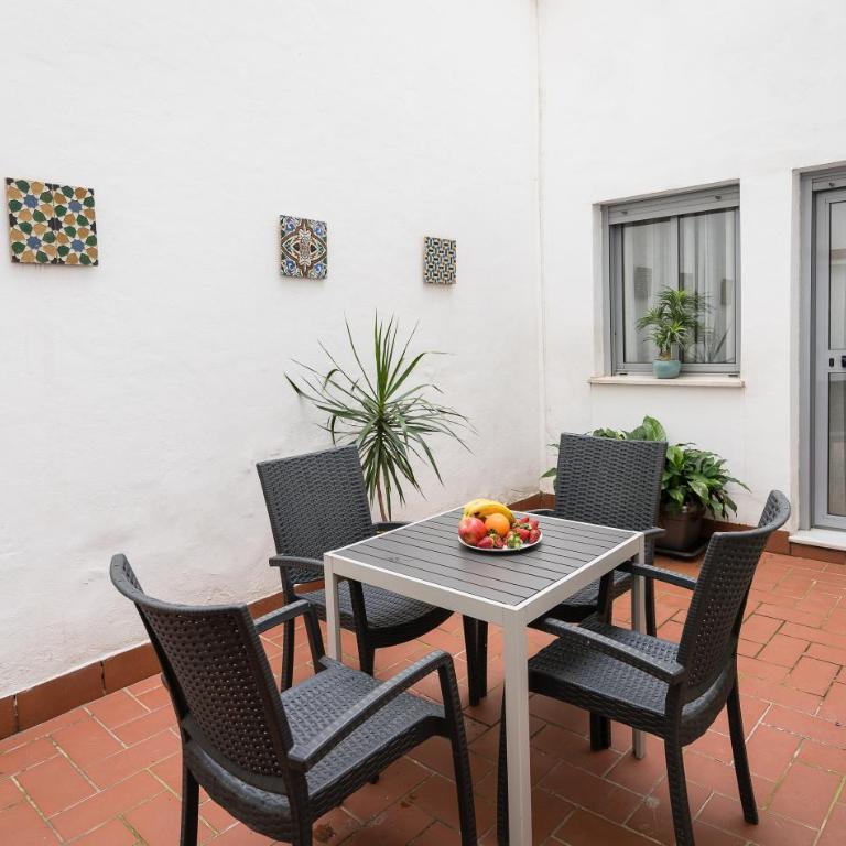 APARTAMENTO TRIANA DELUXE CON PATIO PRIVADO - Apartamento de 1 dormitorio - 30