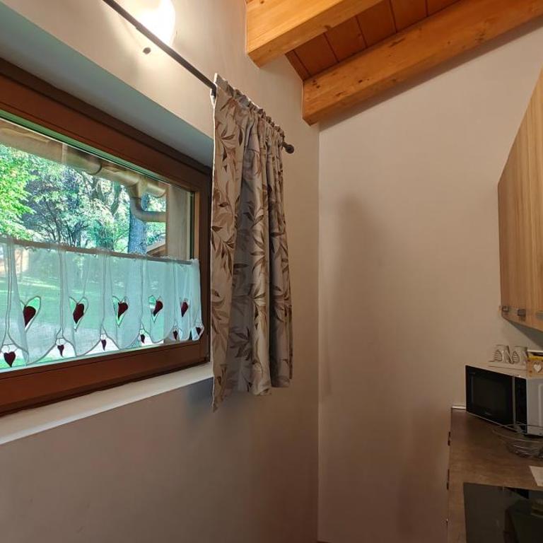 Lazy Bee Camping Village - One-Bedroom Chalet - 15