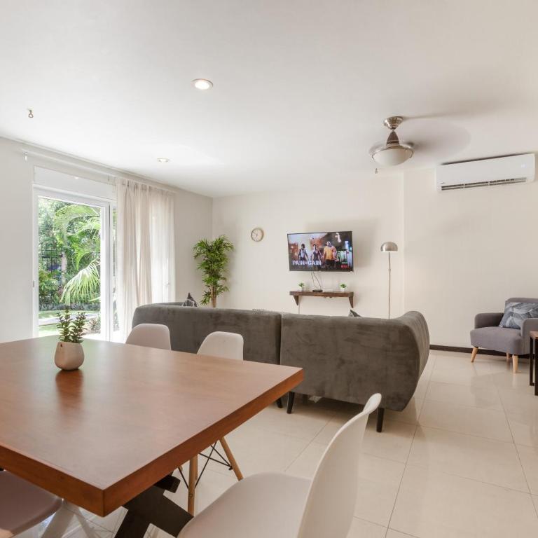 Via Tendenza Condos - Two-Bedroom Apartment - 28