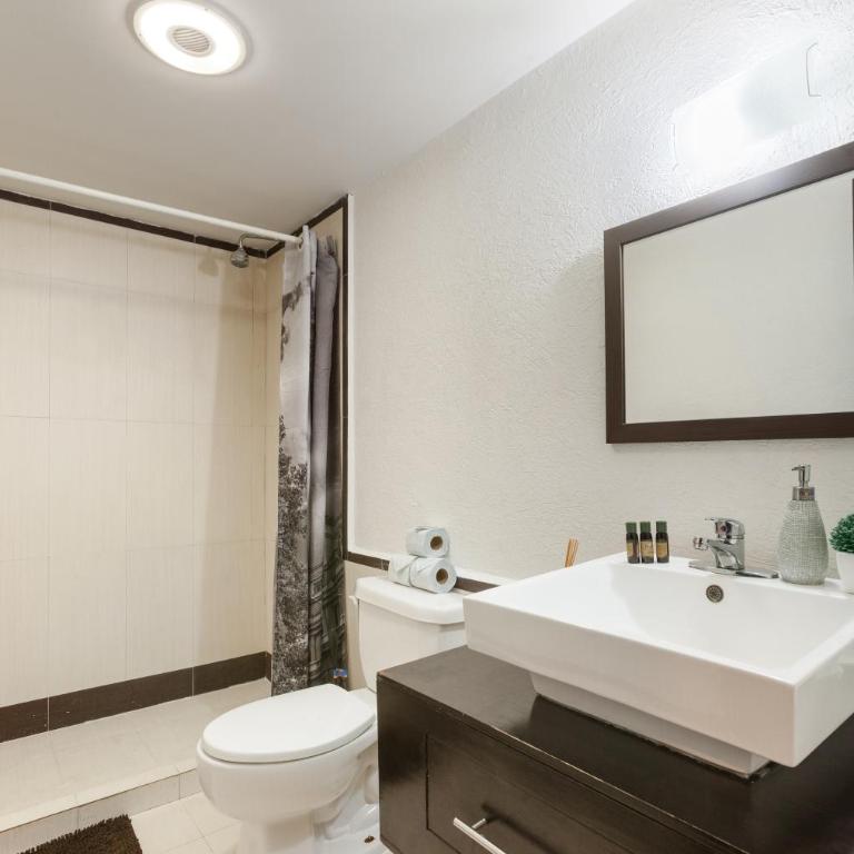 Via Tendenza Condos - Two-Bedroom Apartment - 37
