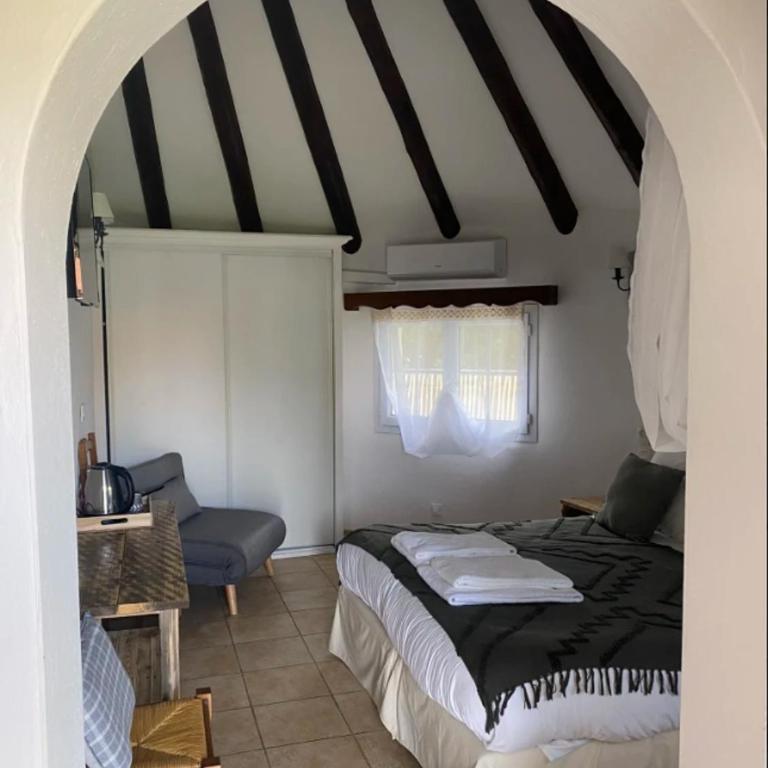 Hôtel du Pont Blanc - Chambre Double Supérieure - Gîte de Gardian - 4