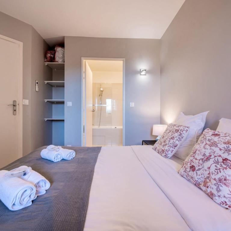 LA BADINE Appartement AirCo Pool for 4 By Sunset - Appartement - 1