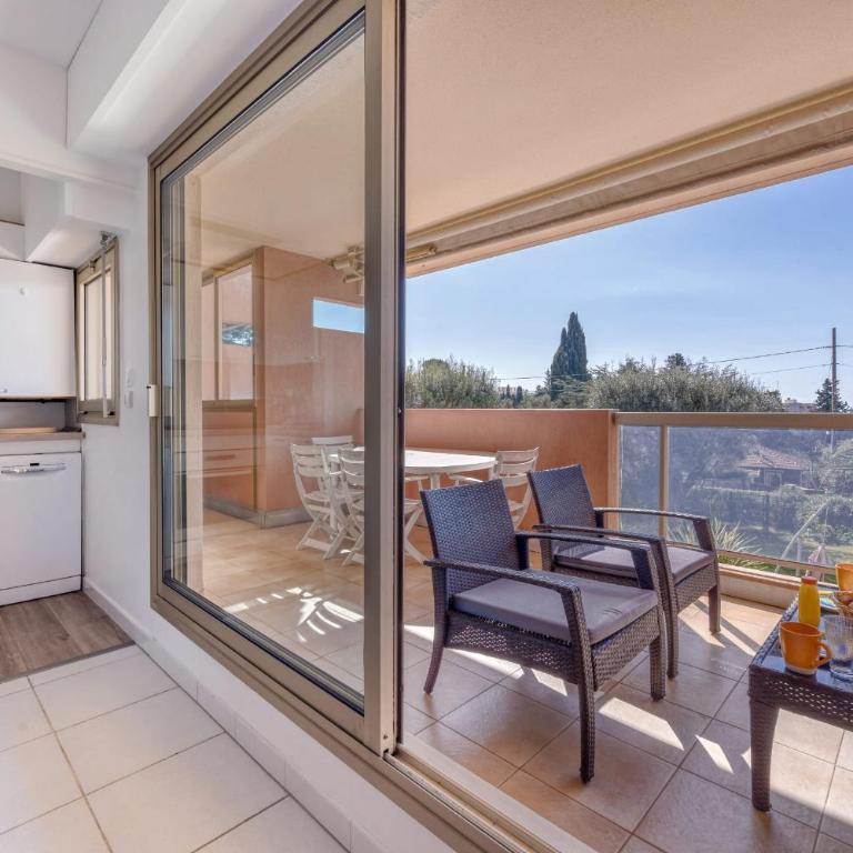 LA BADINE Appartement AirCo Pool for 4 By Sunset - Appartement - 16
