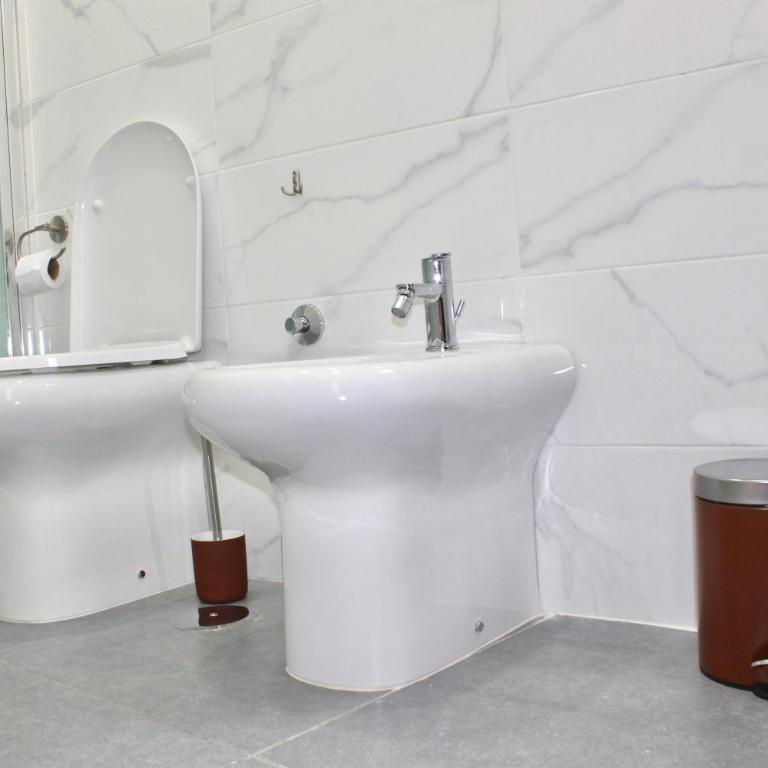 MIROBALLO ROOM - Quadruple Room with Private Bathroom - 10