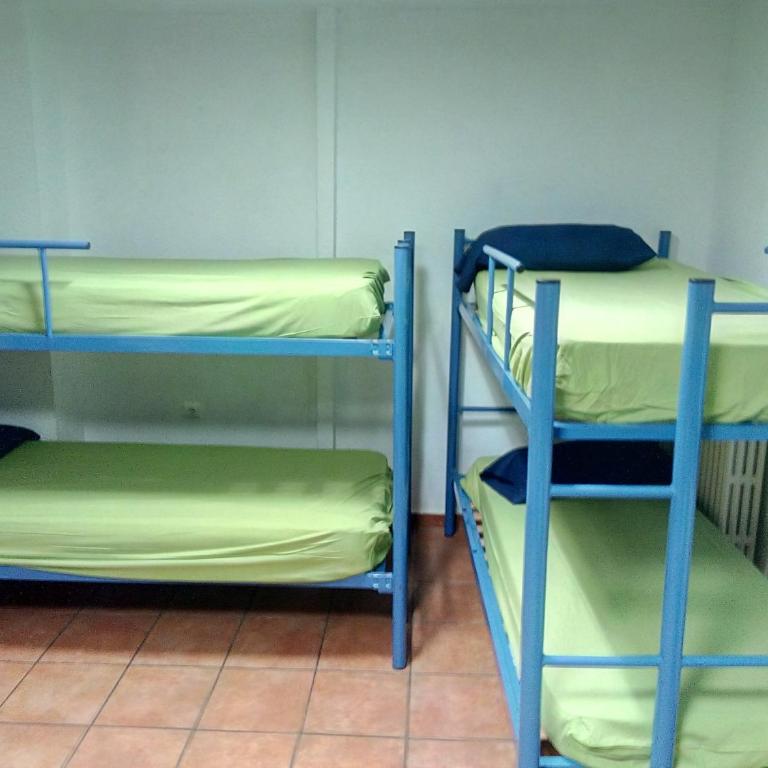 Albergue de Canfranc Estación - Chambre Familiale avec Salle de Bains Commune (8 Adultes) - 4