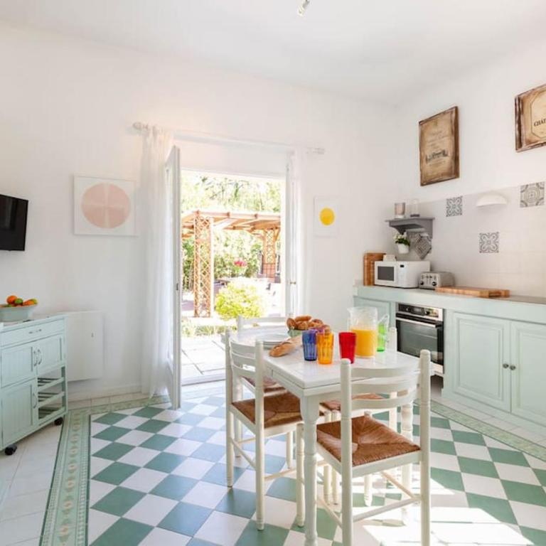 Exclusive Luxury Villa in Valbonne - Villa - 16