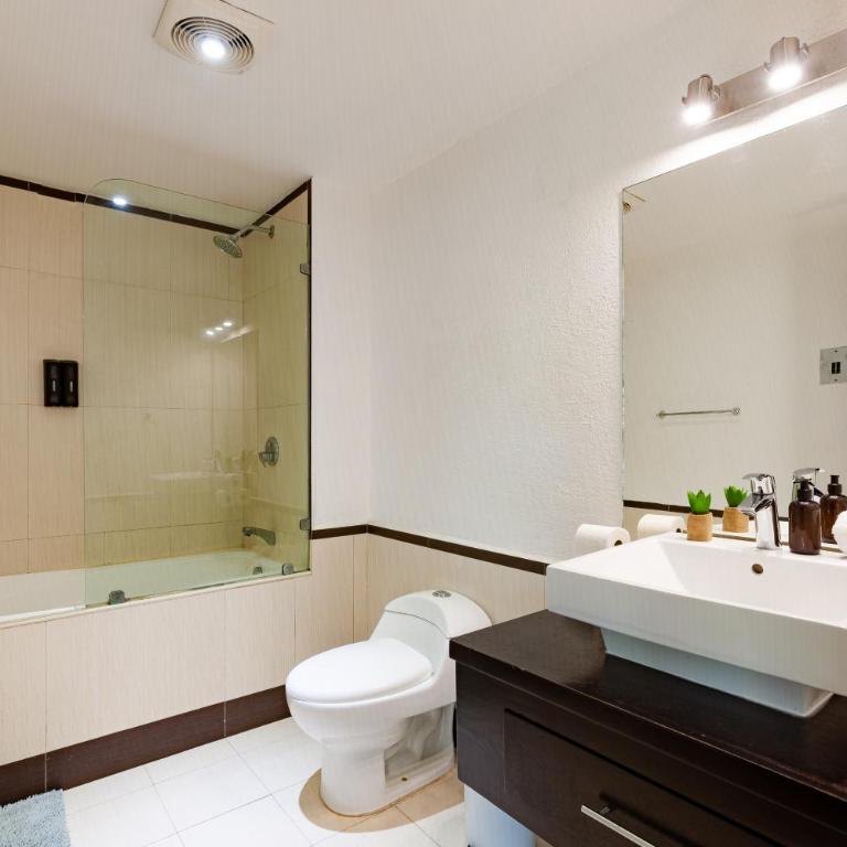 Via Tendenza Condos - Penthouse Apartment - 36