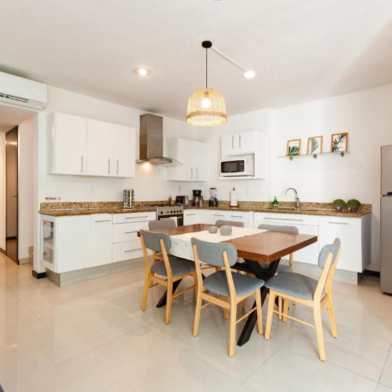 Via Tendenza Condos - Penthouse Apartment - 44