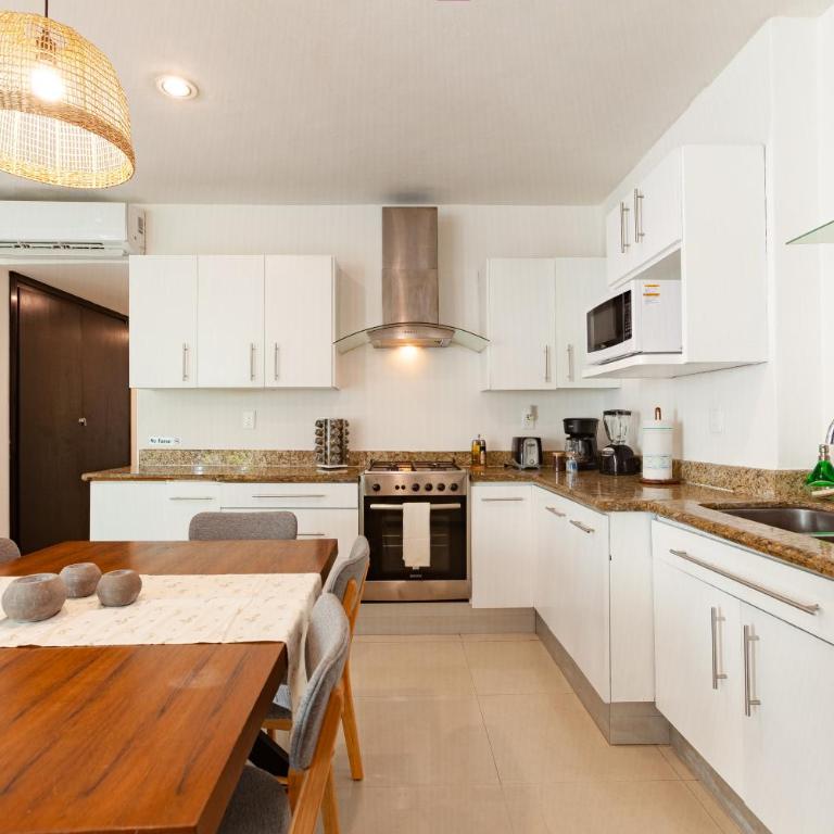 Via Tendenza Condos - Penthouse Apartment - 43