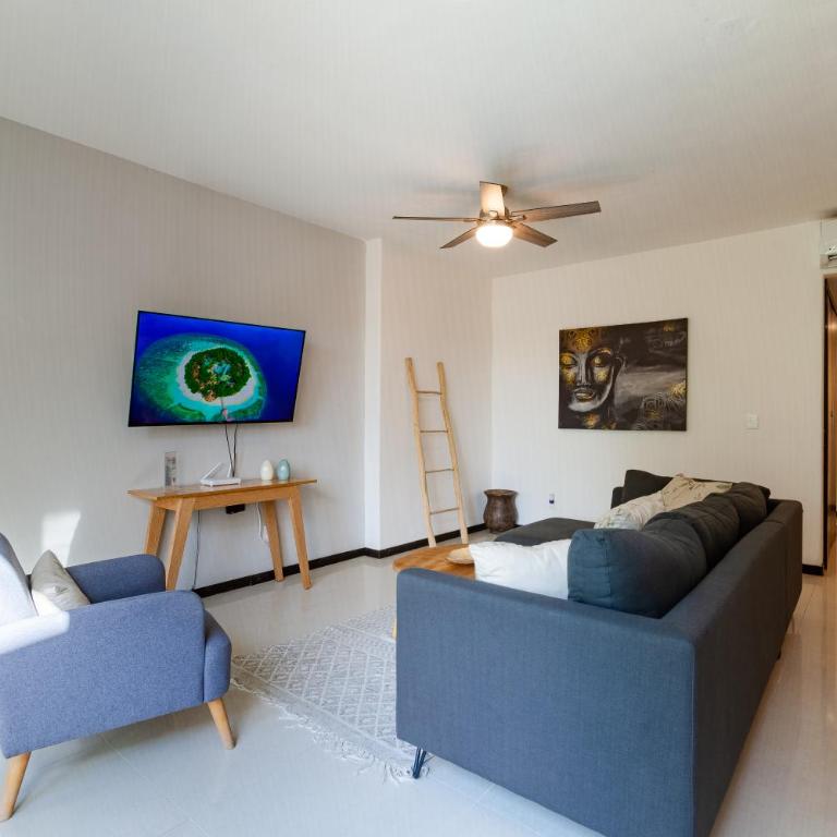 Via Tendenza Condos - Penthouse Apartment - 48