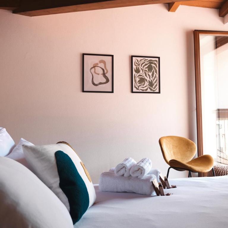 PENTHOUSE CON VISTA - 6 min walk to Bernina Express - Three-Bedroom Apartment - 4