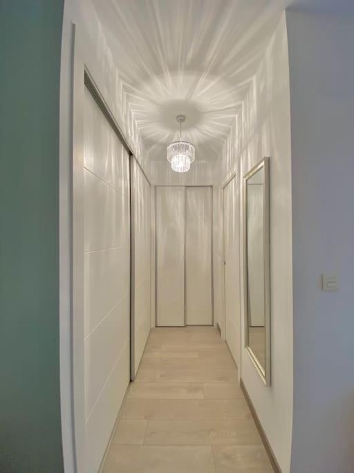 Casa Bella ~ Luxurious Villa in Alicante - Three-Bedroom Villa - 10