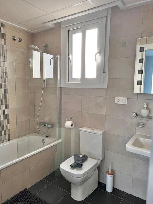 Casa Bella ~ Luxurious Villa in Alicante - Three-Bedroom Villa - 12