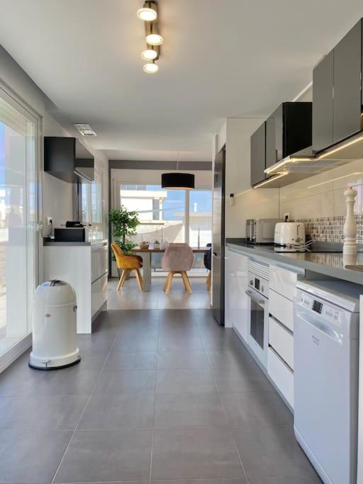 Casa Bella ~ Luxurious Villa in Alicante - Three-Bedroom Villa - 13