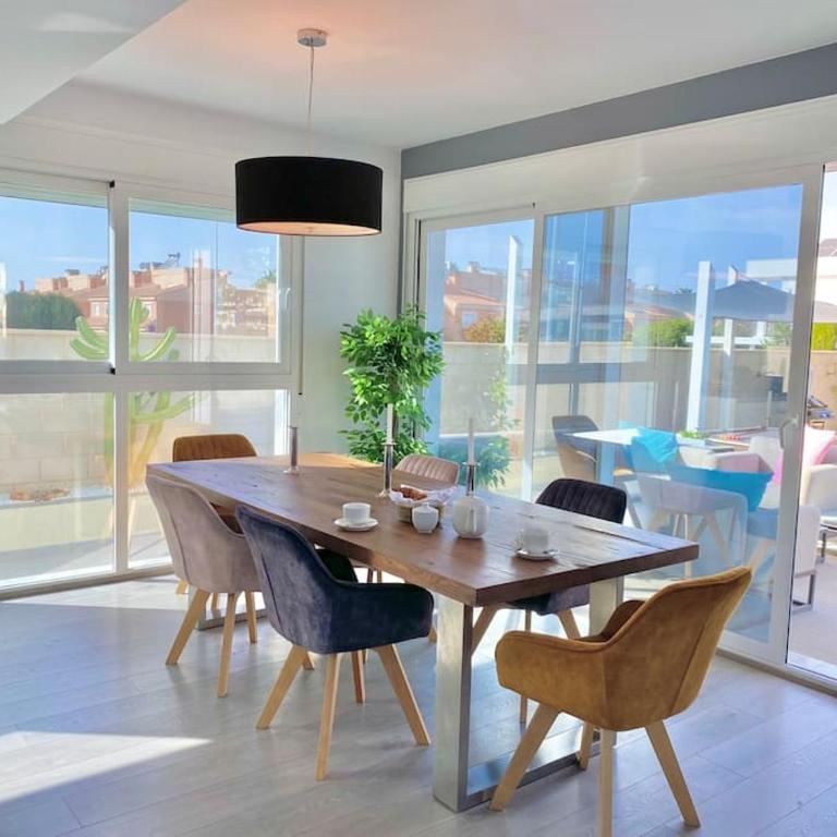 Casa Bella ~ Luxurious Villa in Alicante - Three-Bedroom Villa - 26