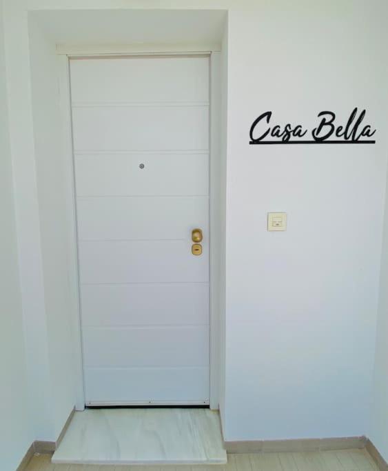 Casa Bella ~ Luxurious Villa in Alicante - Three-Bedroom Villa - 48