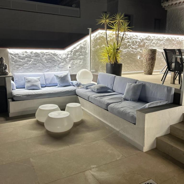 Appartement Duplex Rosas avec terrasse magnifique jacuzzi vue mer - Three-Bedroom Apartment - 16