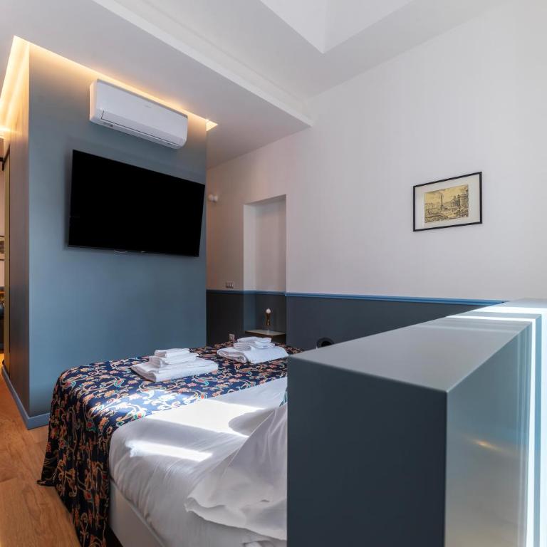 Vatican Night Suites - One-Bedroom Apartment - 7