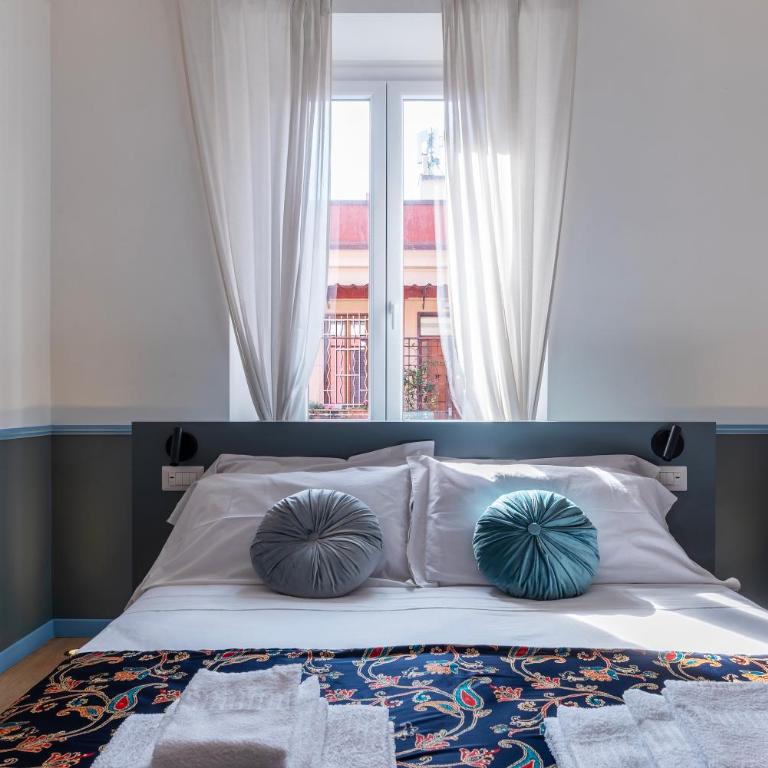 Vatican Night Suites - One-Bedroom Apartment - 1