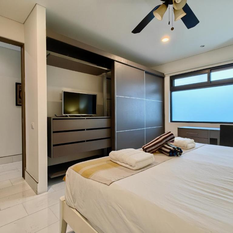 Calle 38 by Booking Guys - One-Bedroom Apartment - 28