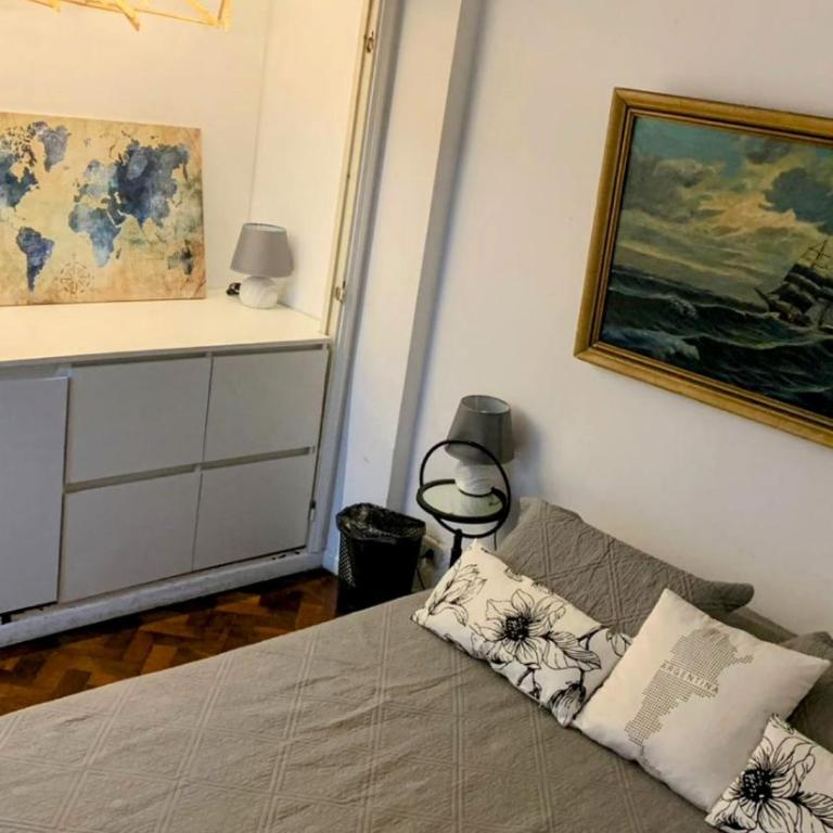 Hermoso Departamento con Balcon al Obelisco I - Apartamento de 2 dormitorios - 4