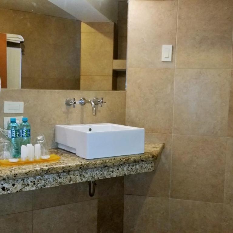 Howard Johnson by Wyndham Montañita - 1 Queen Bed and Sofa Bed, Deluxe Room, Ocean View, Non-Smoking - 4