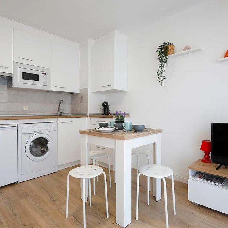 Hendaye Plage avec Jardin, Piscine, Parking, Wifi, proche Plage-Beach-Playa - Appartement - Vue sur Jardin - 13