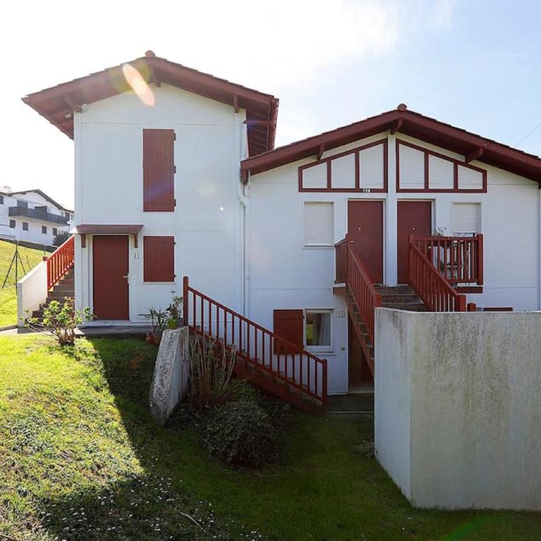 Hendaye Plage avec Jardin, Piscine, Parking, Wifi, proche Plage-Beach-Playa - Appartement - Vue sur Jardin - 17