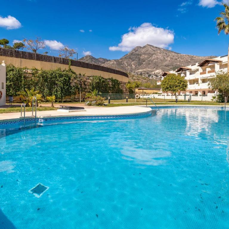 Lovely Apartment In Benalmádena - Apartamento de 2 dormitorios - 1