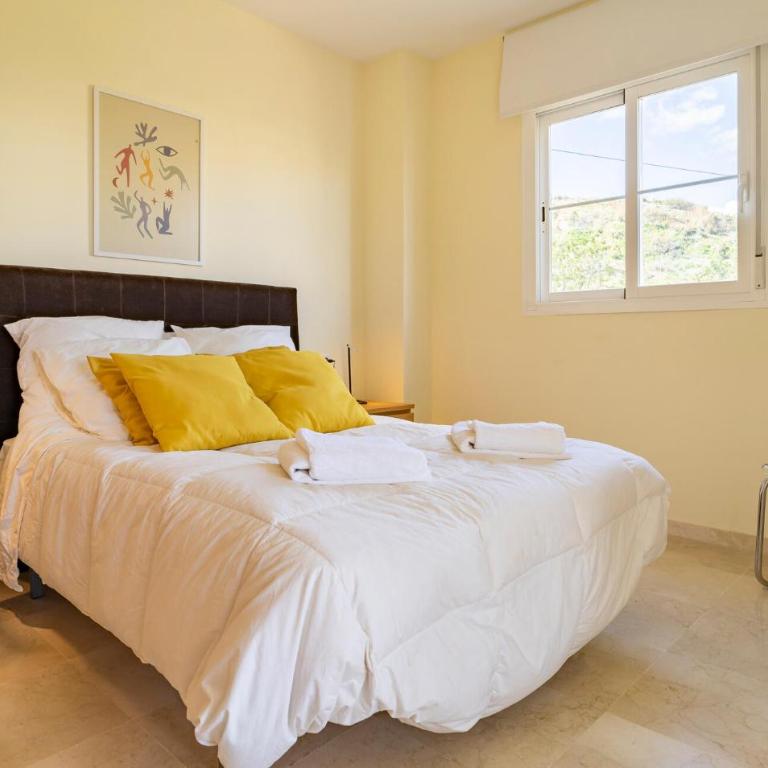 Lovely Apartment In Benalmádena - Apartamento de 2 dormitorios - 13