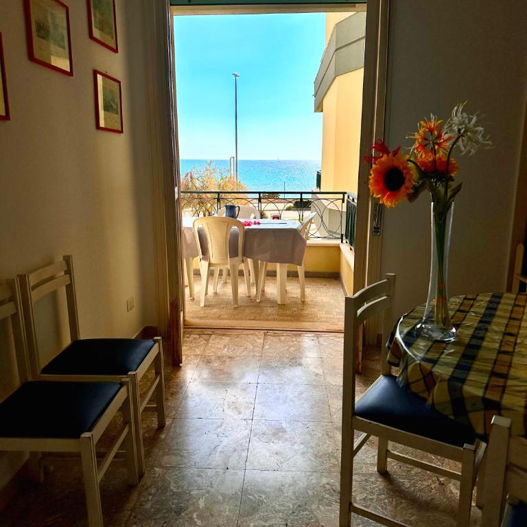 Exclusive Sea View - Appartamento con 4 Camere da Letto e Balcone - 23