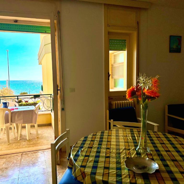 Exclusive Sea View - Appartamento con 4 Camere da Letto e Balcone - 29